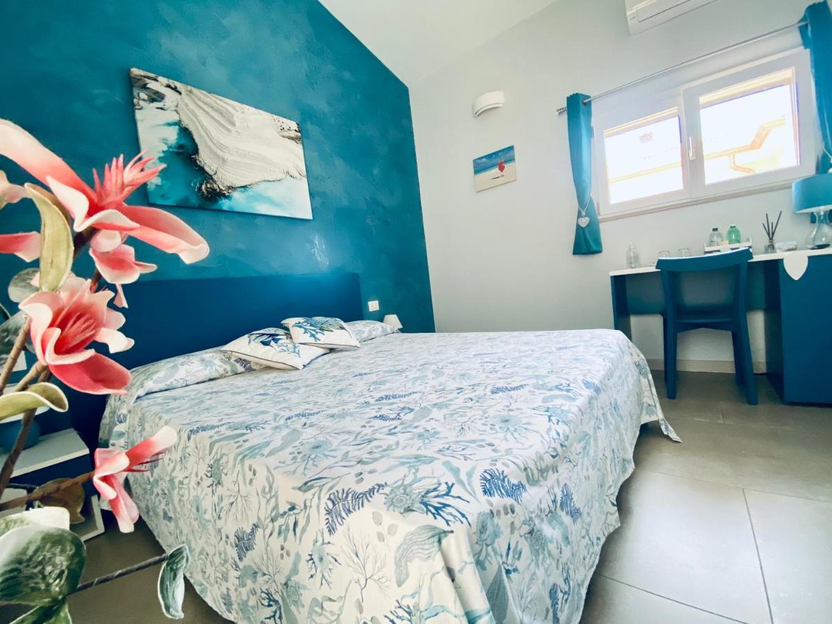B&B L'Eden Di Capo Bianco モンタッレグロ エクステリア 写真